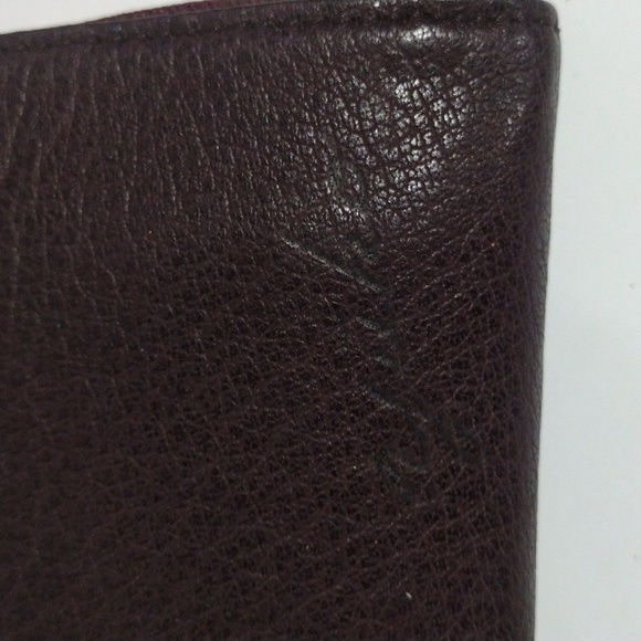 IBIZA Round Zipper Leather Wallet - Card, Bills & Coin Compartments 6 x 4 inches - Picture 5 of 11